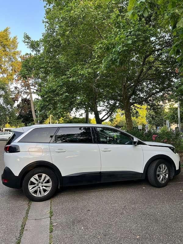 Usata Peugeot 5008 Business-Line 131 CV (96 kW) 2020 SUV
