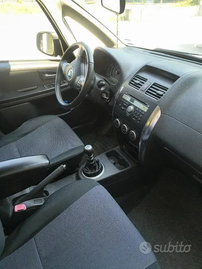 Usata Fiat Sedici 120 CV (88 kW) 2007 Verde SUV