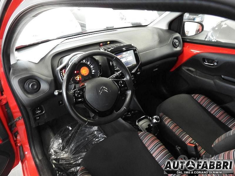 Usata Citroën C1 Shine 72 CV (52 kW) 2019 Rosso Utilitaria
