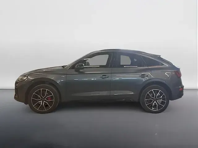 Usata Audi Q5 Sportback S-line plus 204 CV (150 kW) 2024 Grigio daytona perlato SUV