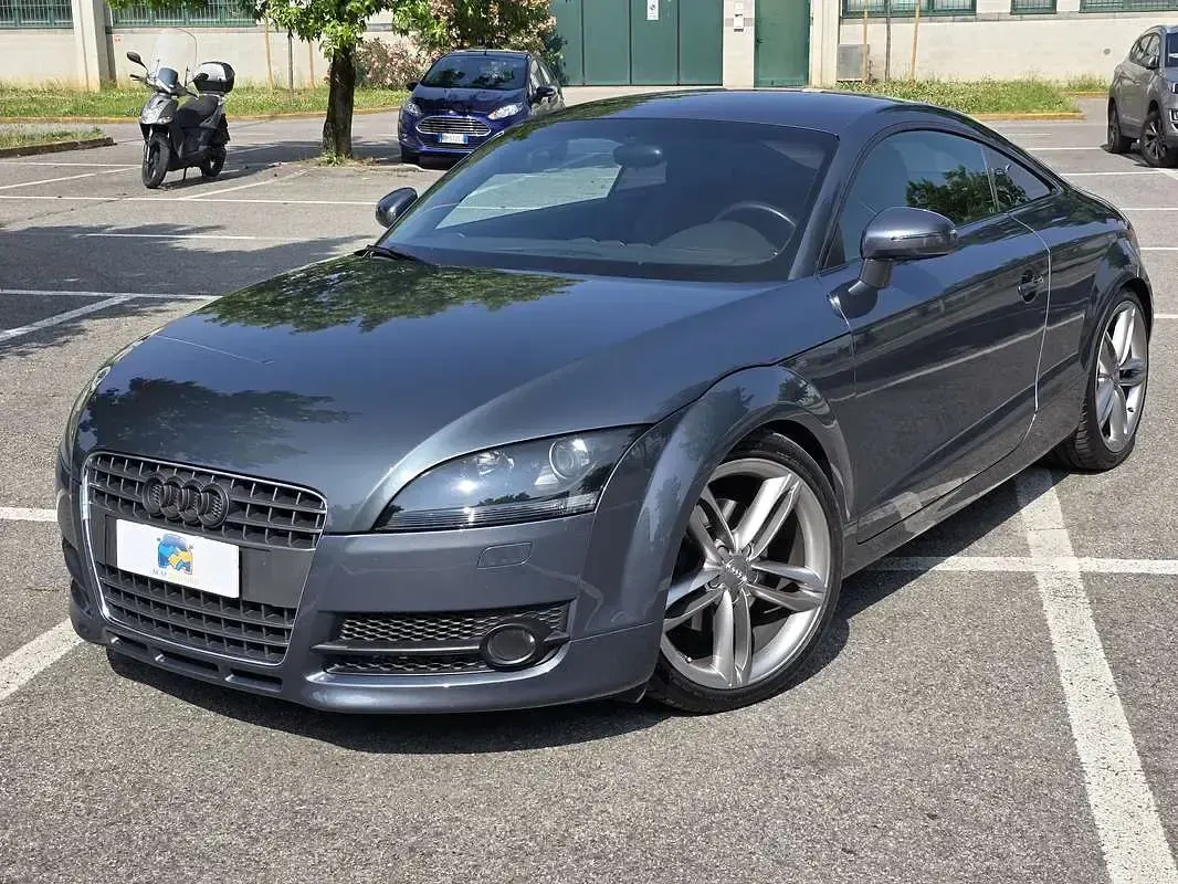 Usata Audi TT Advanced Plus 200 CV (147 kW) 2008 Grigio Coupé