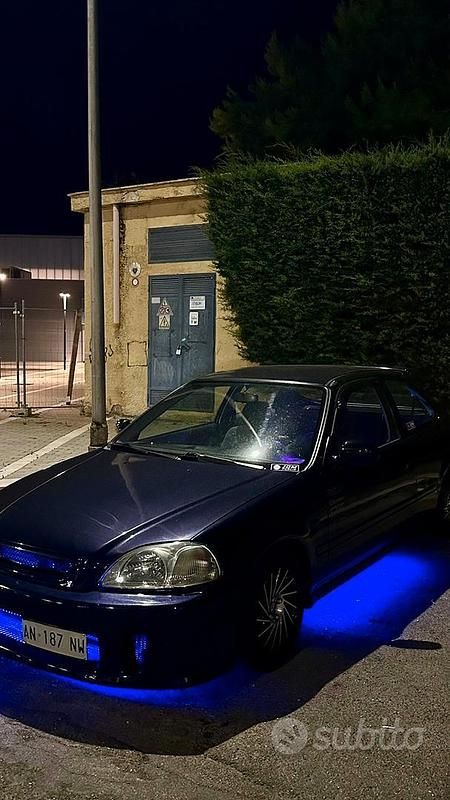 Usata Honda Civic 1998 Utilitaria