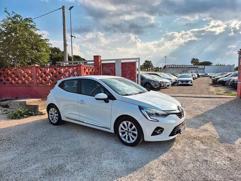 Usata Renault Clio V Intens 100 CV (73 kW) 2020 Bianco Berlina