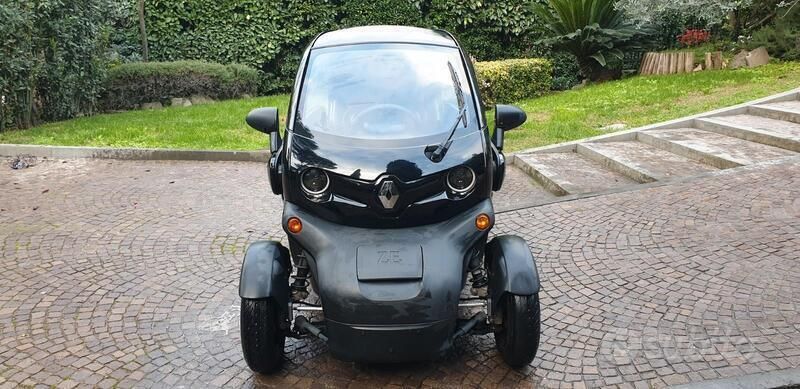 Usata Renault Twizy 12 kW (17 CV) 2016 Nero Utilitaria