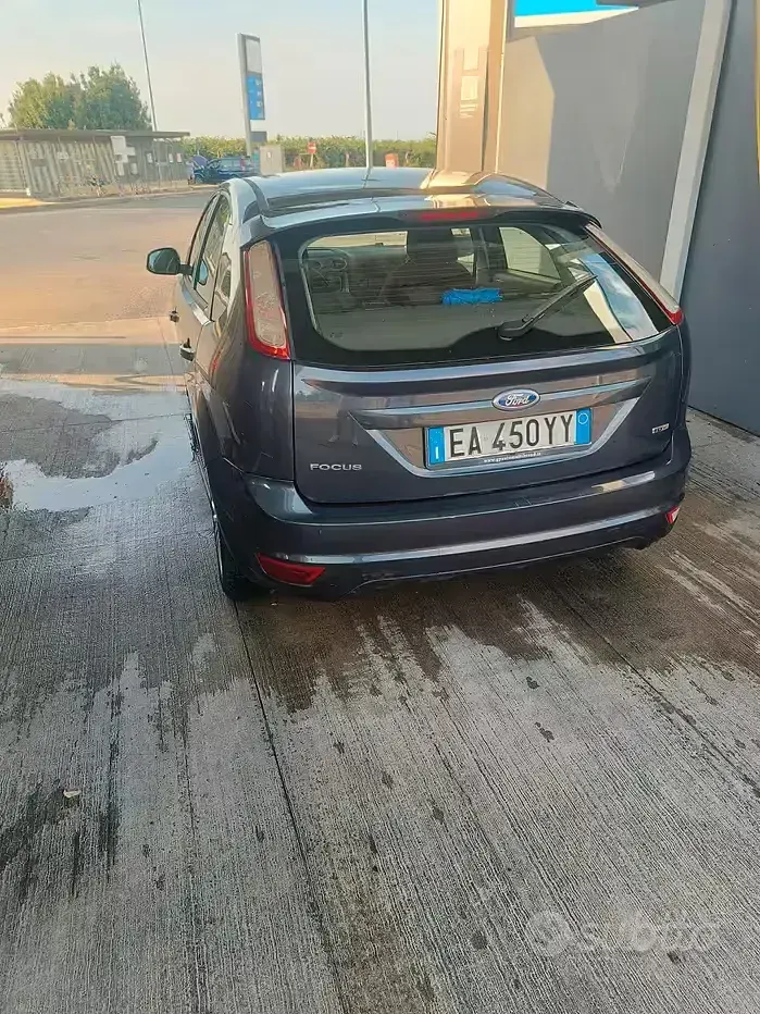 Usata Ford Focus 109 CV (80 kW) 2010 Berlina
