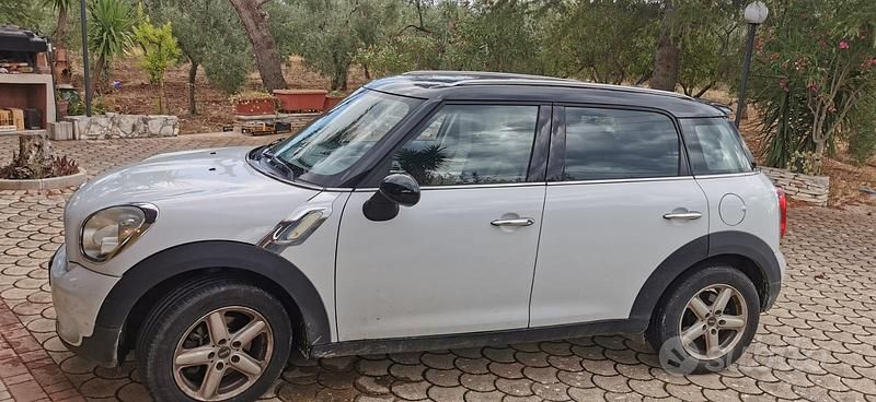 Usata Mini Countryman 122 CV (89 kW) 2012 Bianco SUV