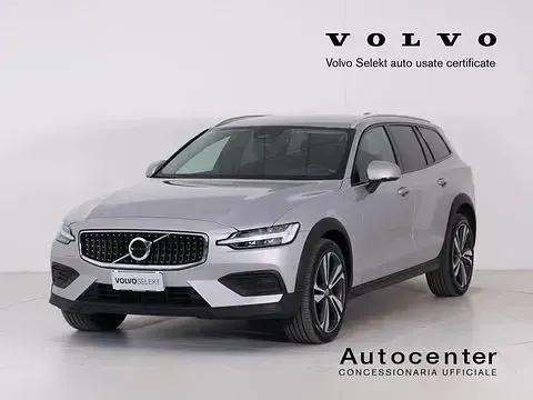 Usata Volvo V60 CC Core 197 CV (144 kW) 2023 Station wagon