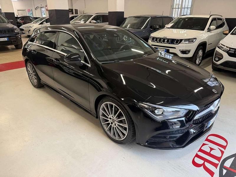 Usata Mercedes CLA200 Shooting Brake Premium 163 CV (119 kW) 2022 Nero Station wagon