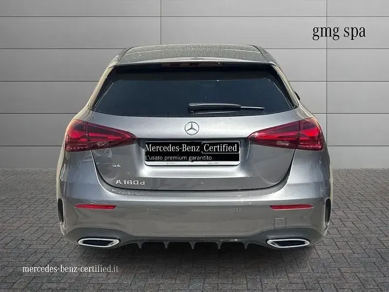 Usata Mercedes A180 Premium 116 CV (85 kW) 2025 Grigio Utilitaria