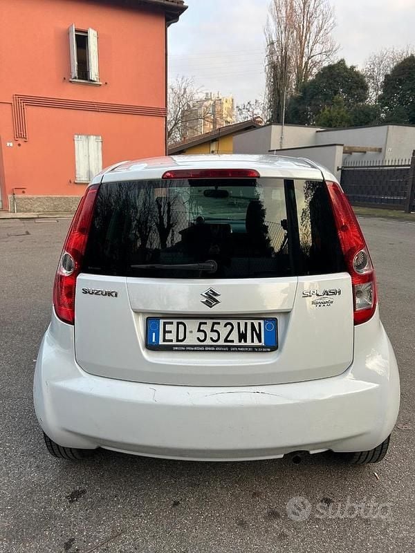 Usata Suzuki Splash 65 CV (47 kW) 2010 Bianco Utilitaria