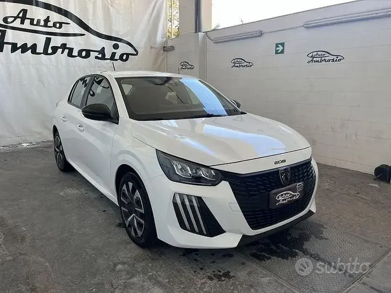 Usata Peugeot 208 75 CV (55 kW) 2024 Bianco Utilitaria