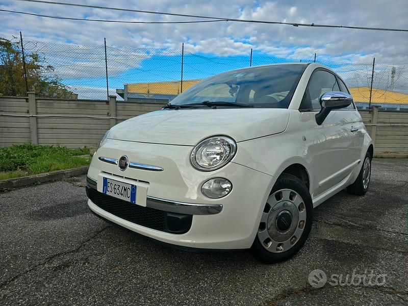 Bianco Usata 2013 Fiat 500 Tre volumi | 5200 € (Ottimo prezzo) - Immagine 1/4