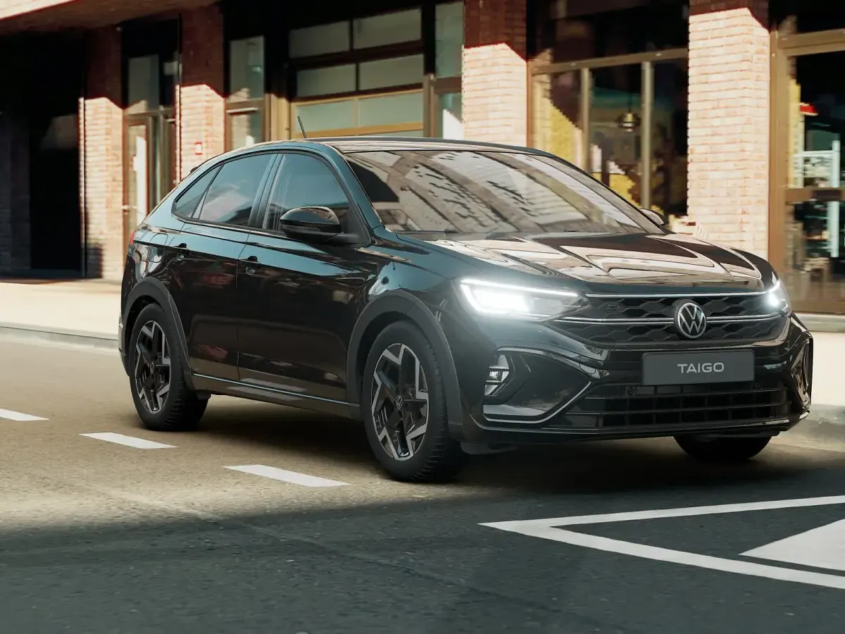 Usata VW Taigo R-line 116 CV (85 kW) 2025 Deep black perlato SUV