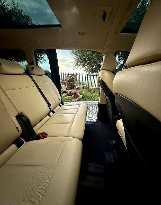 Usata Hyundai Staria 177 CV (130 kW) 2024 Nero Monovolume