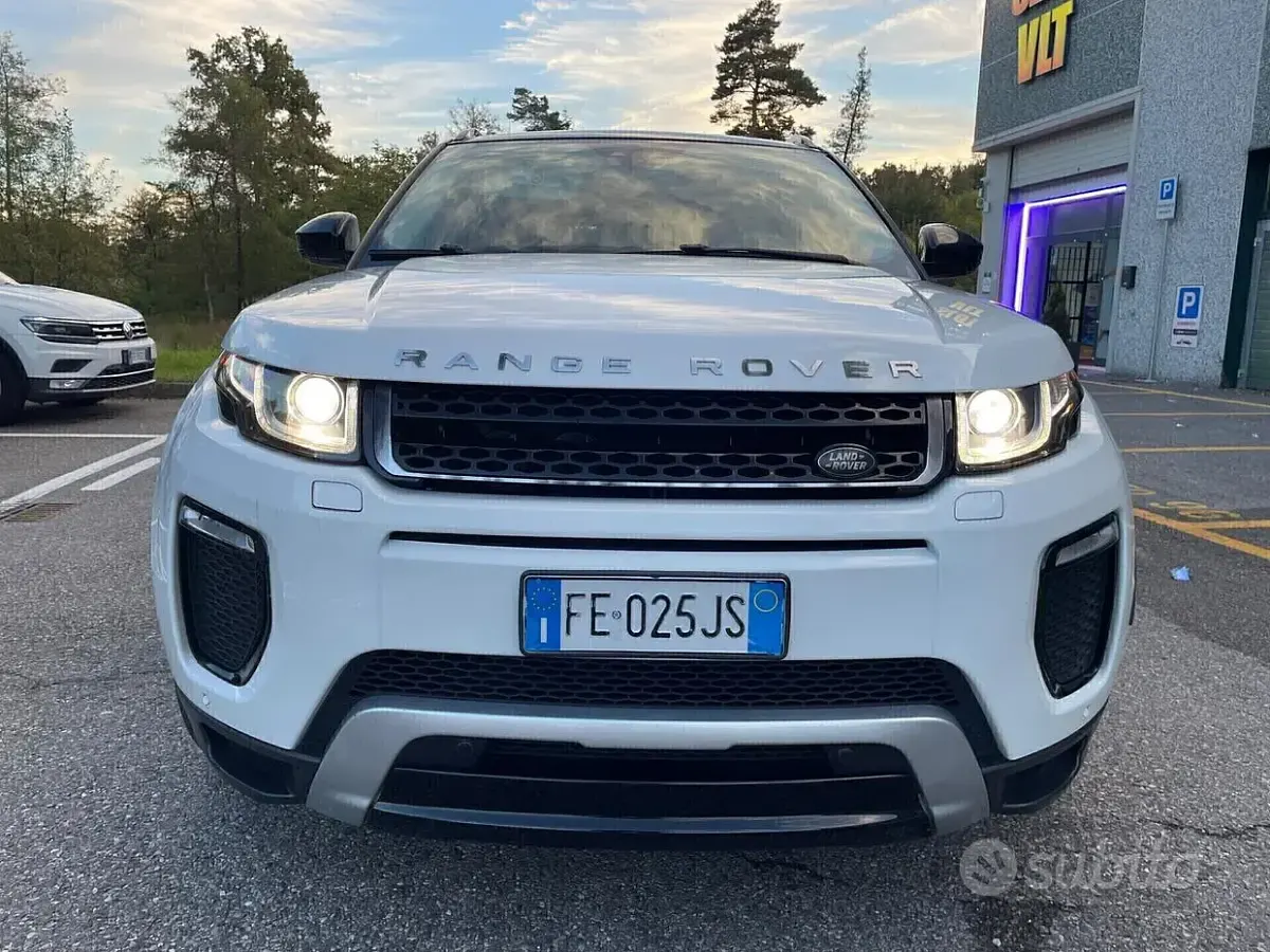 Usata Land Rover Range Rover evoque 150 CV (110 kW) 2016 Bianco SUV