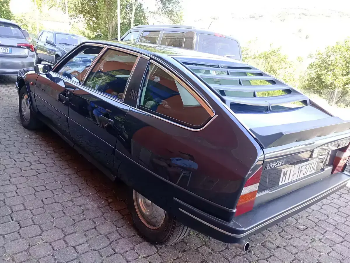 Usata Citroën CX 101 CV (74 kW) 1987 Bluazzurro Berlina