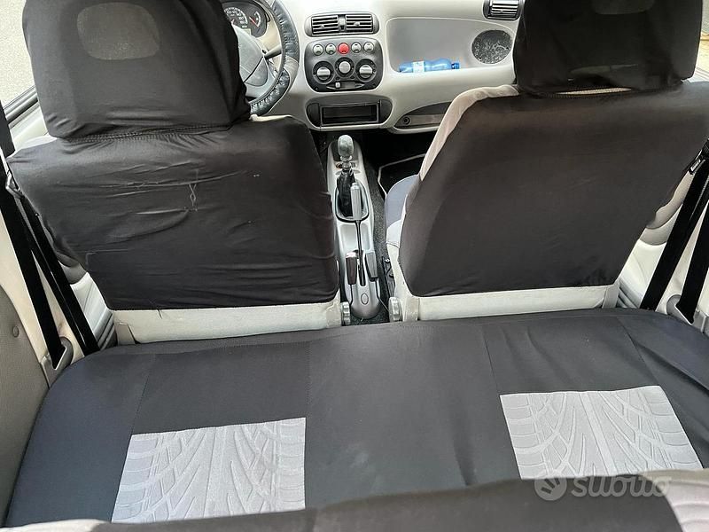 Usata Fiat 600 2008 Nero Utilitaria