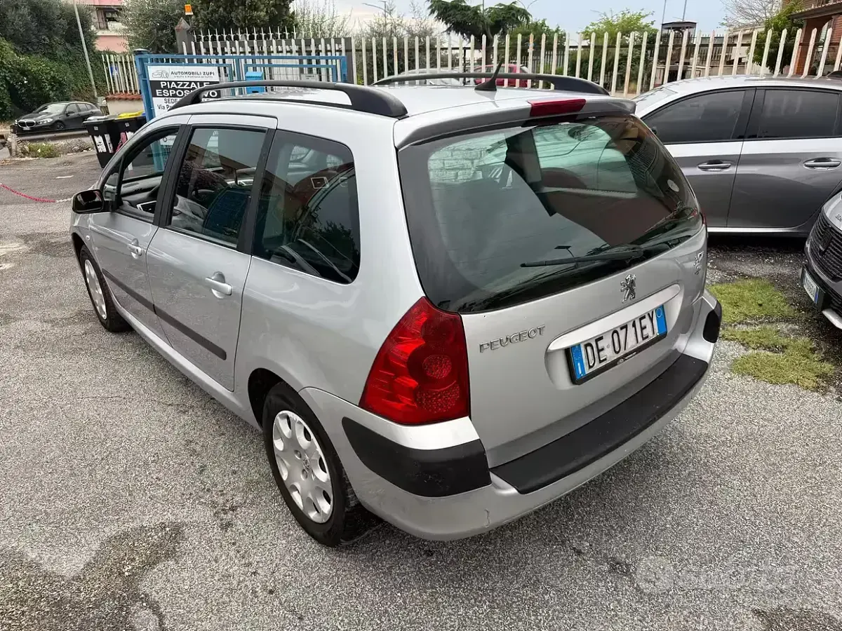 Usata Peugeot 307 90 CV (66 kW) 2007 Grigio Station wagon