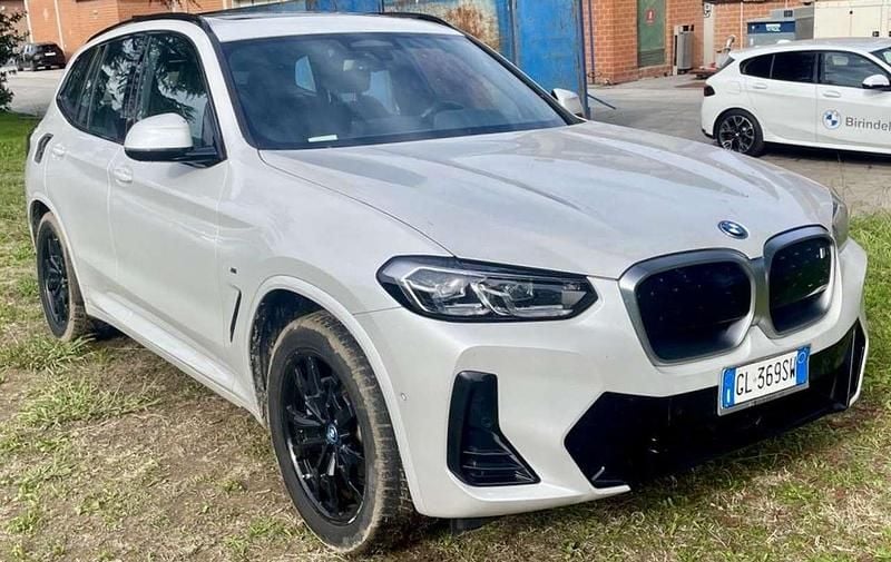 Bianco Usata 2022 BMW iX3 M Sport SUV | 32.500 € (Buon prezzo) - Immagine 1/4