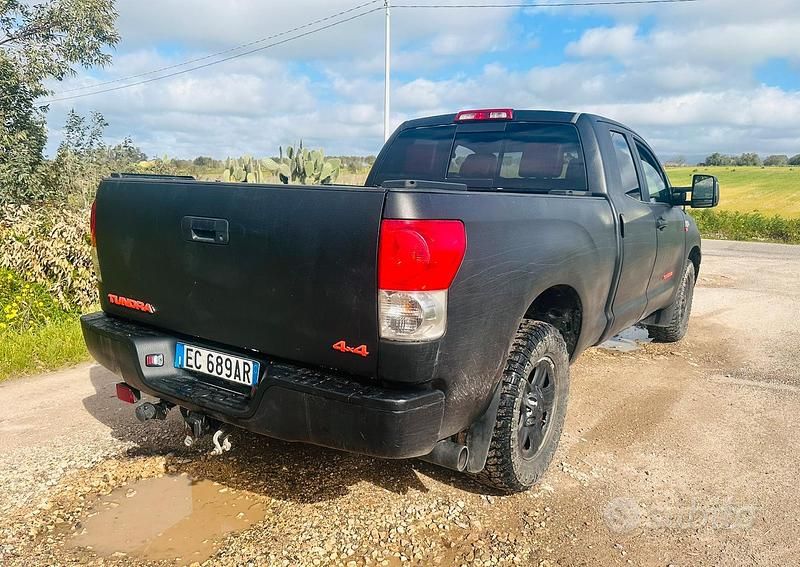 Usata Toyota Tundra SR5 2010 Nero Pick-up