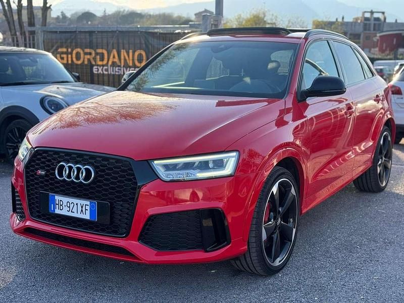 Usata Audi RS Q3 Ambiente 340 CV (250 kW) 2015 Rosso SUV