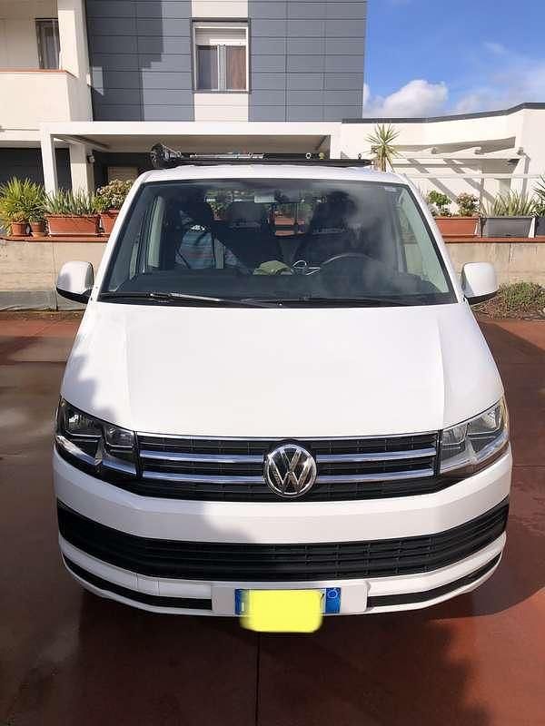 Usata VW Caravelle 150 CV (110 kW) 2016 Bianco Furgone