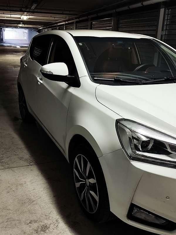 Usata EVO Evo 3 107 CV (78 kW) 2023 Bianco SUV