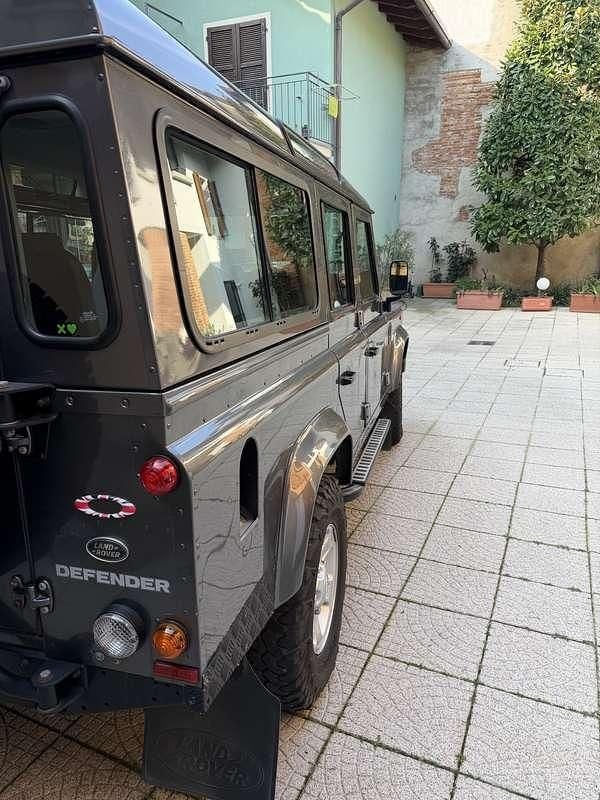 Usata Land Rover Defender SE 122 CV (89 kW) 2014 Station wagon