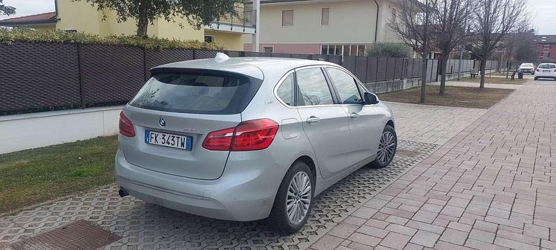 Usata BMW 225 Active Tourer iPerformance 136 CV (100 kW) 2017 Monovolume