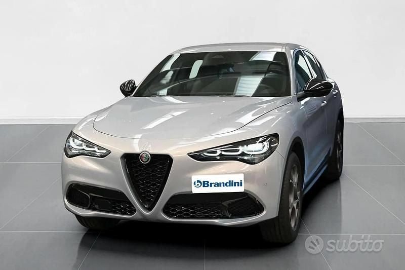 Usata Alfa Romeo Stelvio Sprint 210 CV (154 kW) 2025 SUV