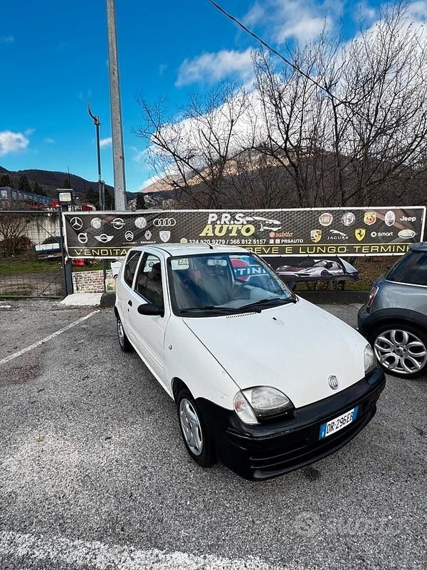 Usata Fiat 600 54 CV (39 kW) 2009 Bianco Utilitaria