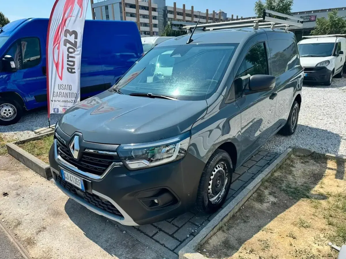 Usata Renault Kangoo Edition One 95 CV (69 kW) 2022 Grigio Monovolume