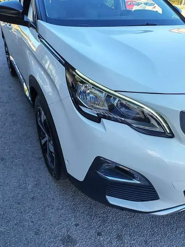 Usata Peugeot 3008 Allure 131 CV (96 kW) 2018 SUV