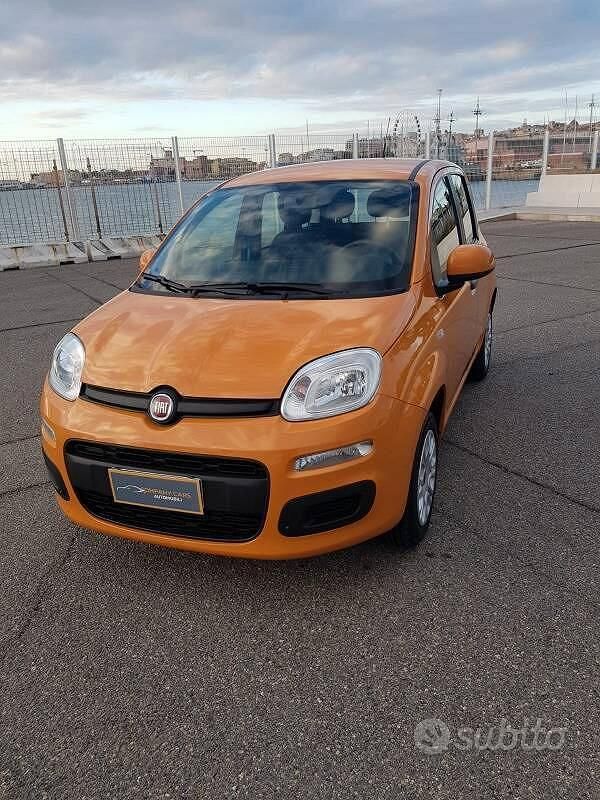 Usata Fiat Panda Easy 69 CV (50 kW) 2020 Nessuno(met.) Utilitaria