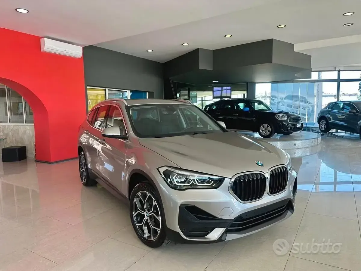 Usata BMW X1 Advantage 116 CV (85 kW) 2022 Grigio SUV