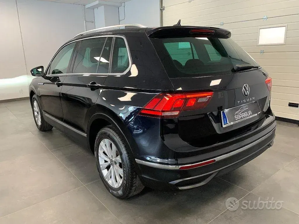 Usata VW Tiguan Elegance 150 CV (110 kW) 2022 Nero SUV
