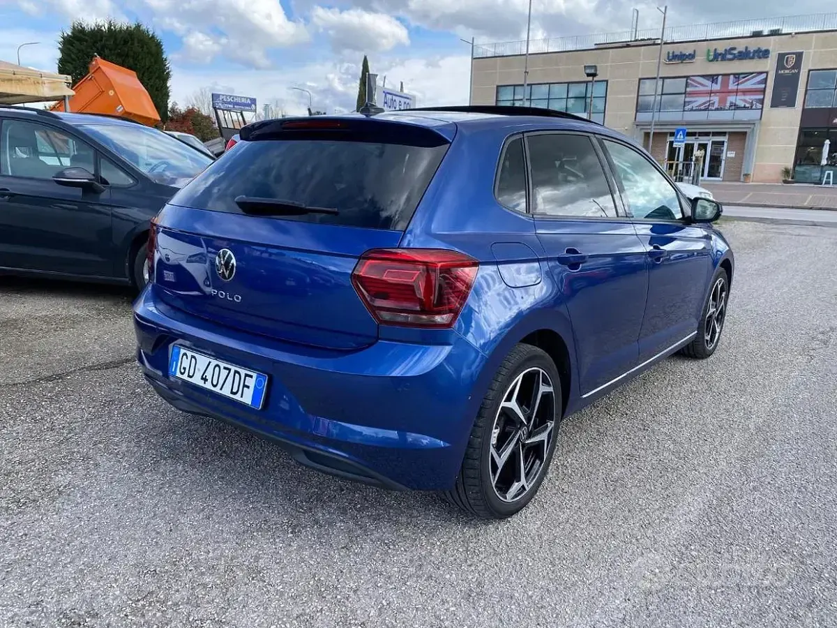 Usata VW Polo Highline 110 CV (80 kW) 2021 Blu Utilitaria