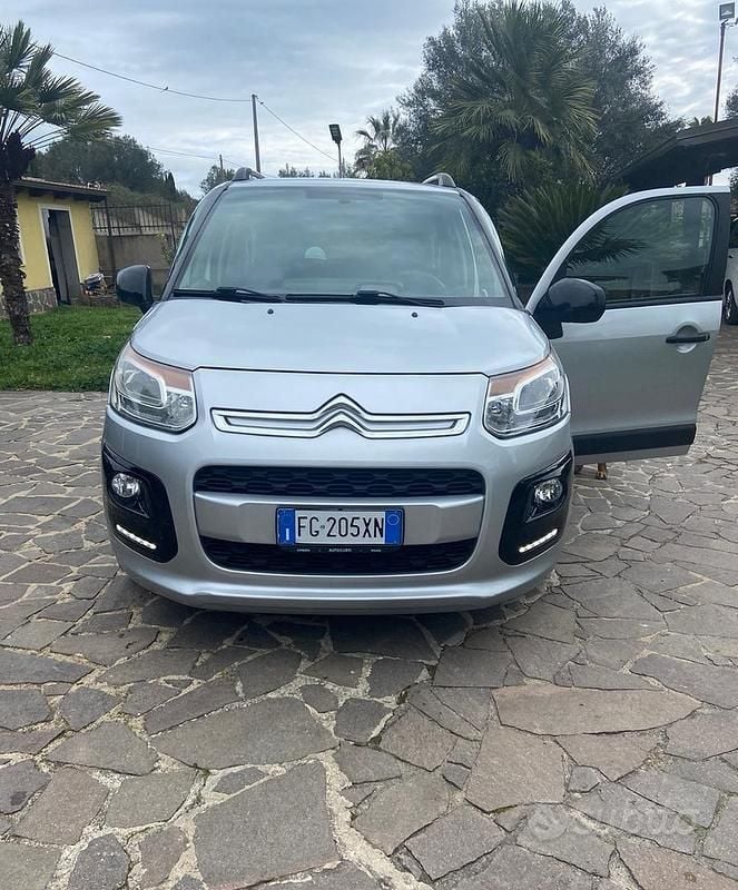 Grigio Usata 2017 Citroën C3 Picasso Monovolume | 5500 € (Super prezzo) - Immagine 1/4