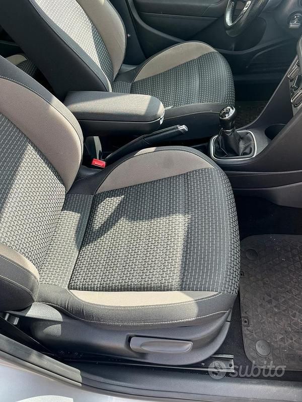 Usata VW Polo Cross 2016 Grigio Utilitaria