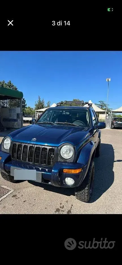 Usata Jeep Cherokee 163 CV (119 kW) 2004 Blu SUV