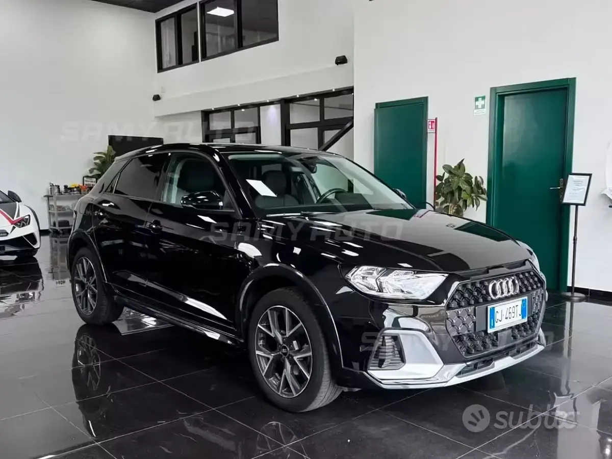 Usata Audi A1 Admired 150 CV (110 kW) 2022 Nero SUV