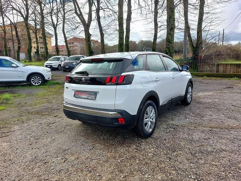 Usata Peugeot 3008 Business-Line 131 CV (96 kW) 2020 Bianco SUV
