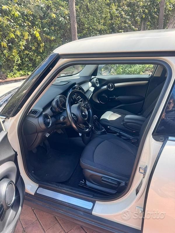 Usata Mini ONE 2015 Bianco Utilitaria
