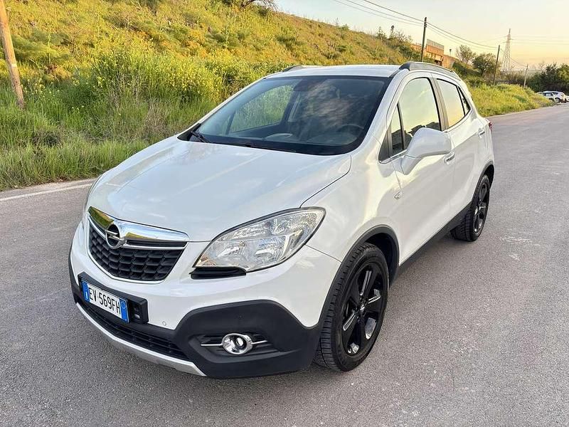 Usata Opel Mokka Cosmo 131 CV (96 kW) 2014 Bianco SUV