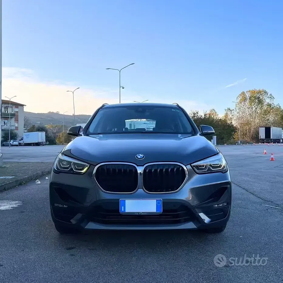 Usata BMW X1 150 CV (110 kW) 2020 Grigio SUV