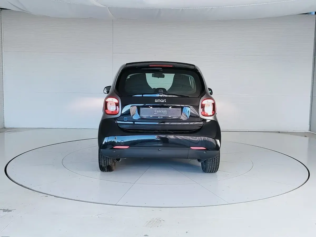 Usata Smart ForTwo Electric Drive Passion 41 kW (56 CV) 2022 Tridion in graphite grey matt ; Coupé