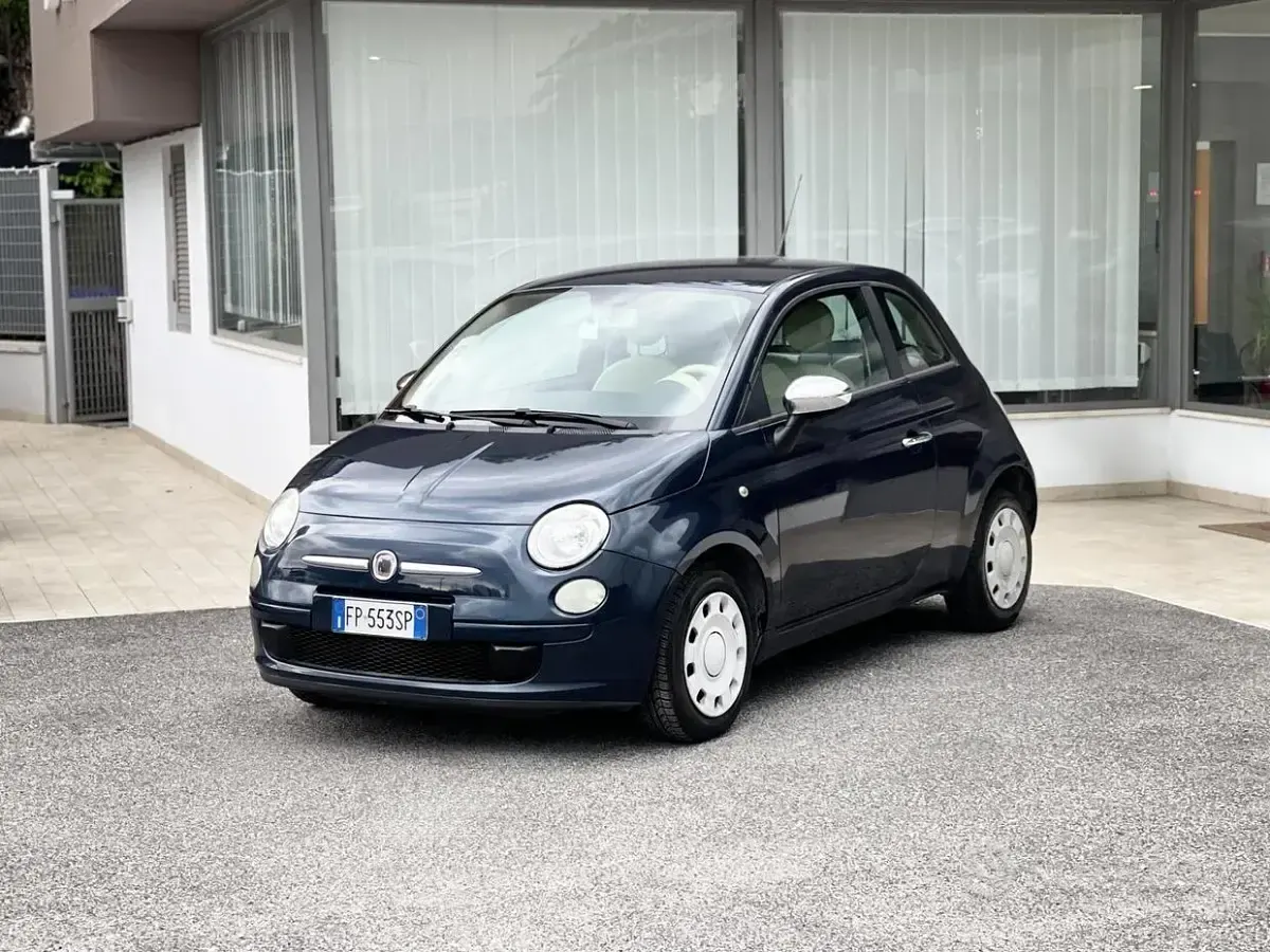 Usata Fiat 500 75 CV (55 kW) 2009 Bluazzurro Cabrio