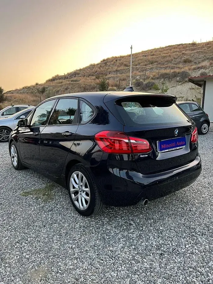 Usata BMW 216 Active Tourer Sport Line 116 CV (85 kW) 2014 Blu Monovolume