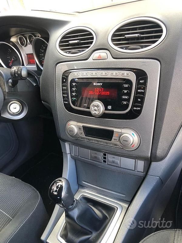 Usata Ford Focus Titanium 110 CV (80 kW) 2009 Nero Berlina