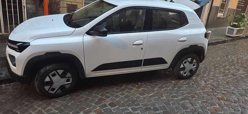 Usata Dacia Spring Expression 19 kW (26 CV) 2024 Bianco Utilitaria